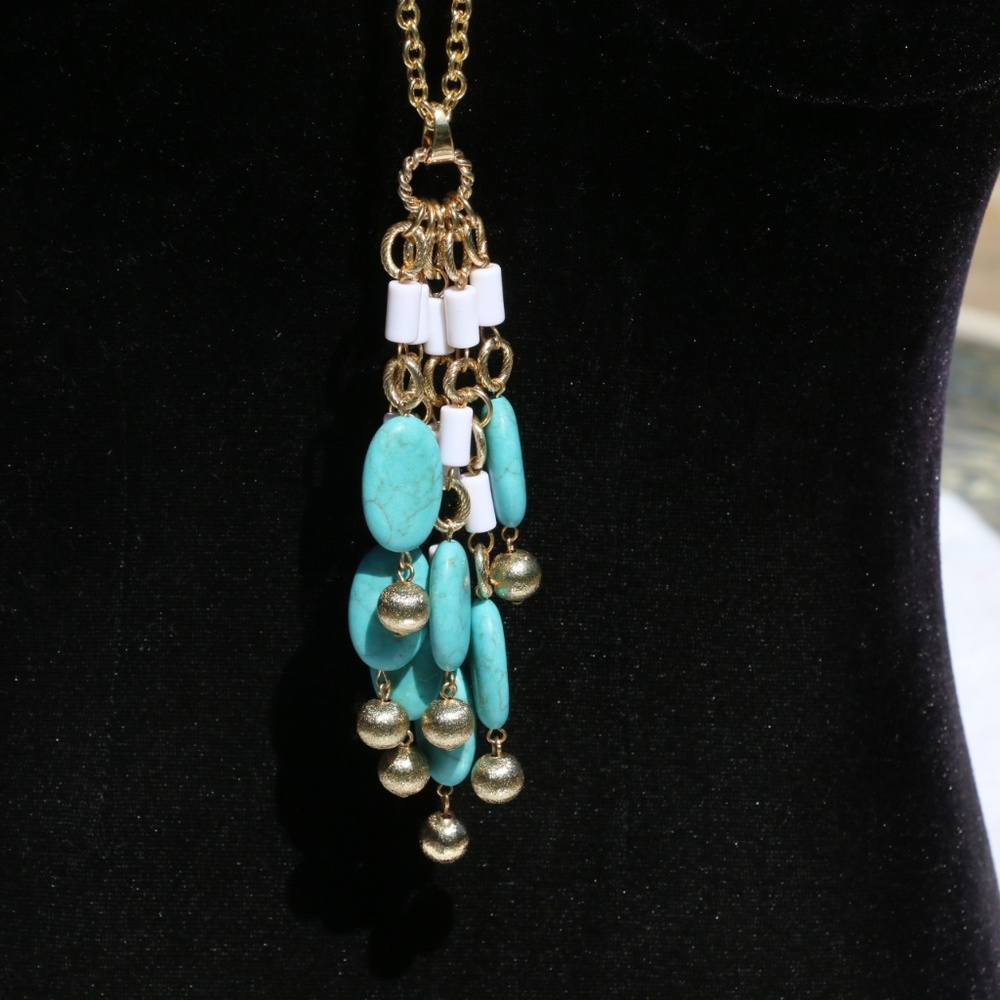Long Boho Necklace Turquoise Howlite Tassel Goldtone Versona Layering Piece Wow!